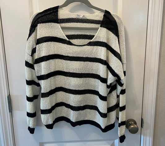 Stripe Knit Long Sleeve Top Women’s Size Medium White Black