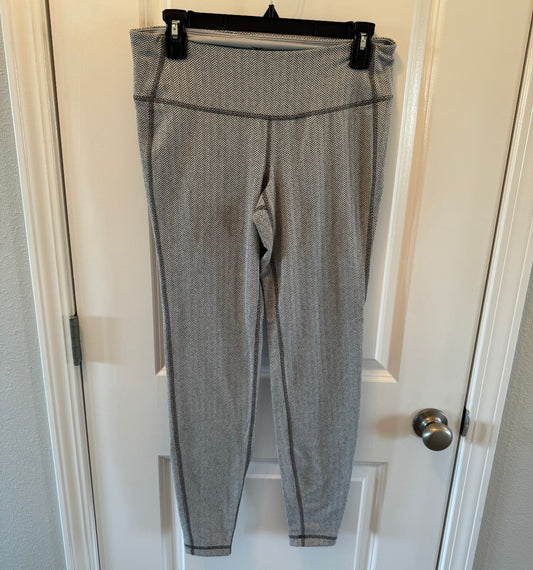 Old Navy Herringbone Print Active Leggings Women’s Size Medium Gray