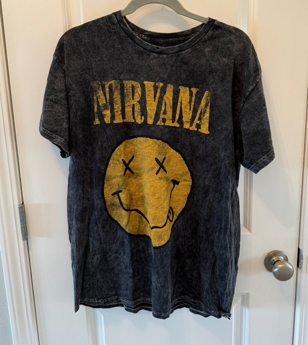 Nirvana Short Sleeve Band Tee Unisex Adult Size Large Black Salt Wash