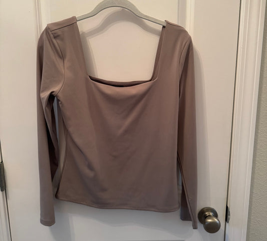 Express Body Contour Top Women’s Medium