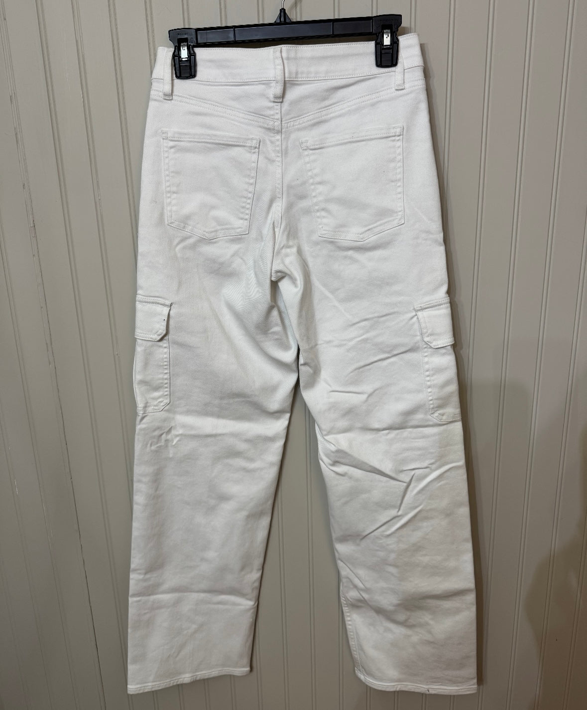 Express Low Rise Relaxed Straight Cargo Pants Women’s Size 0 Reg White