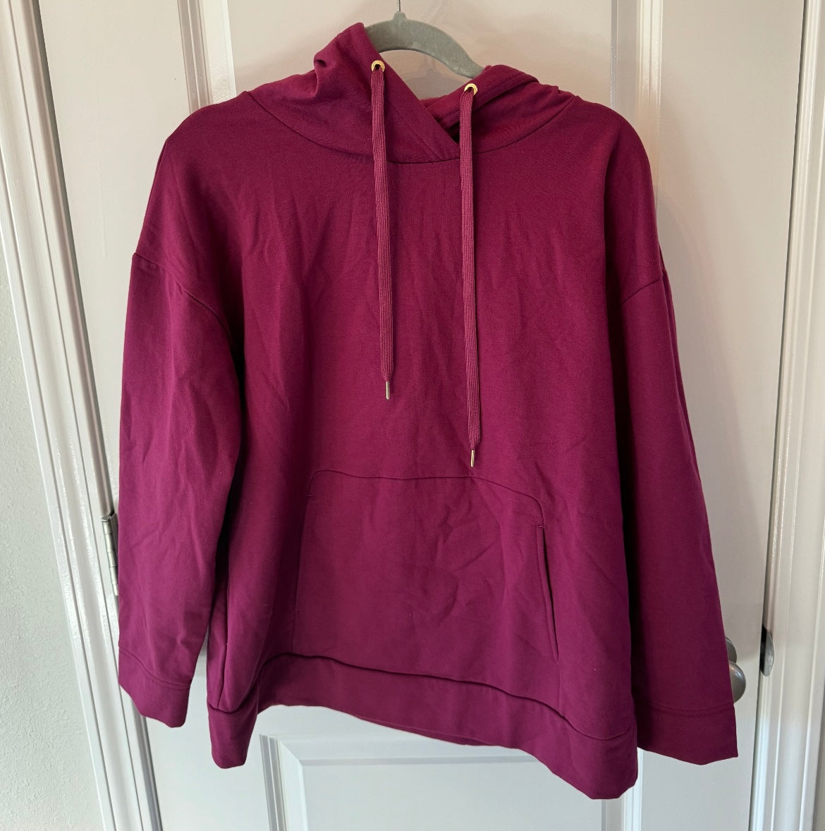 Lilly Pulitzer Hammons Long Sleeve Hoodie Women’s Size Small Cherry