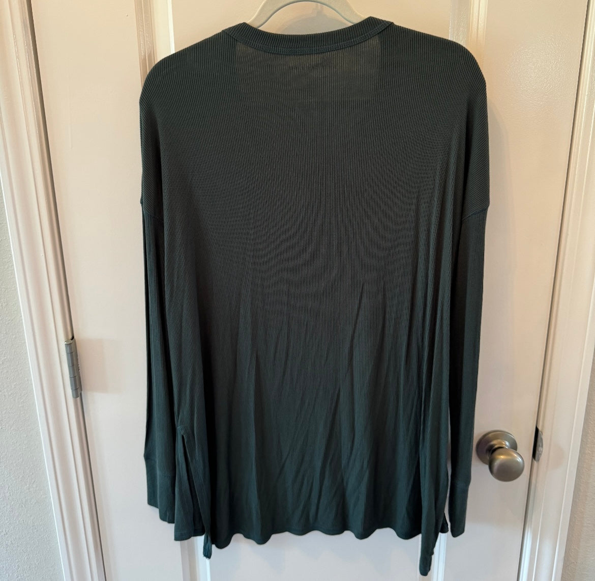 American Eagle Soft & Sexy Rib Long Sleeve Henley Women’s Size Small Dark Green