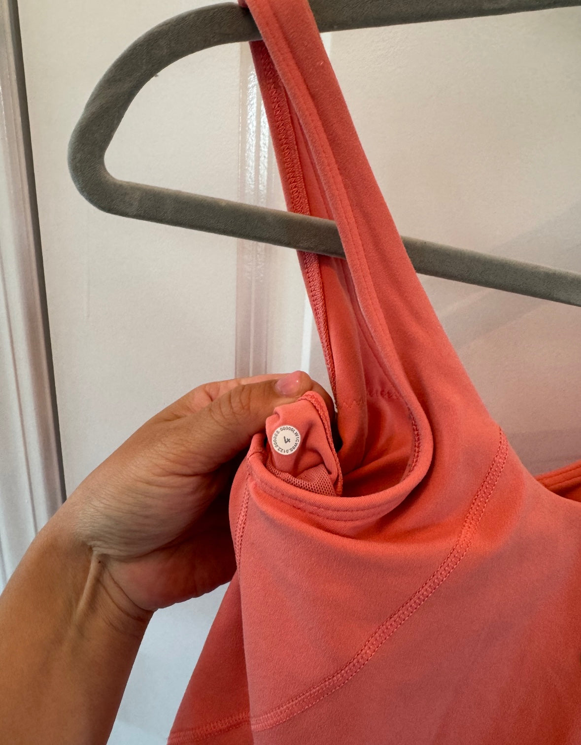 Lululemon Active Tank Women’s 4 Coral
