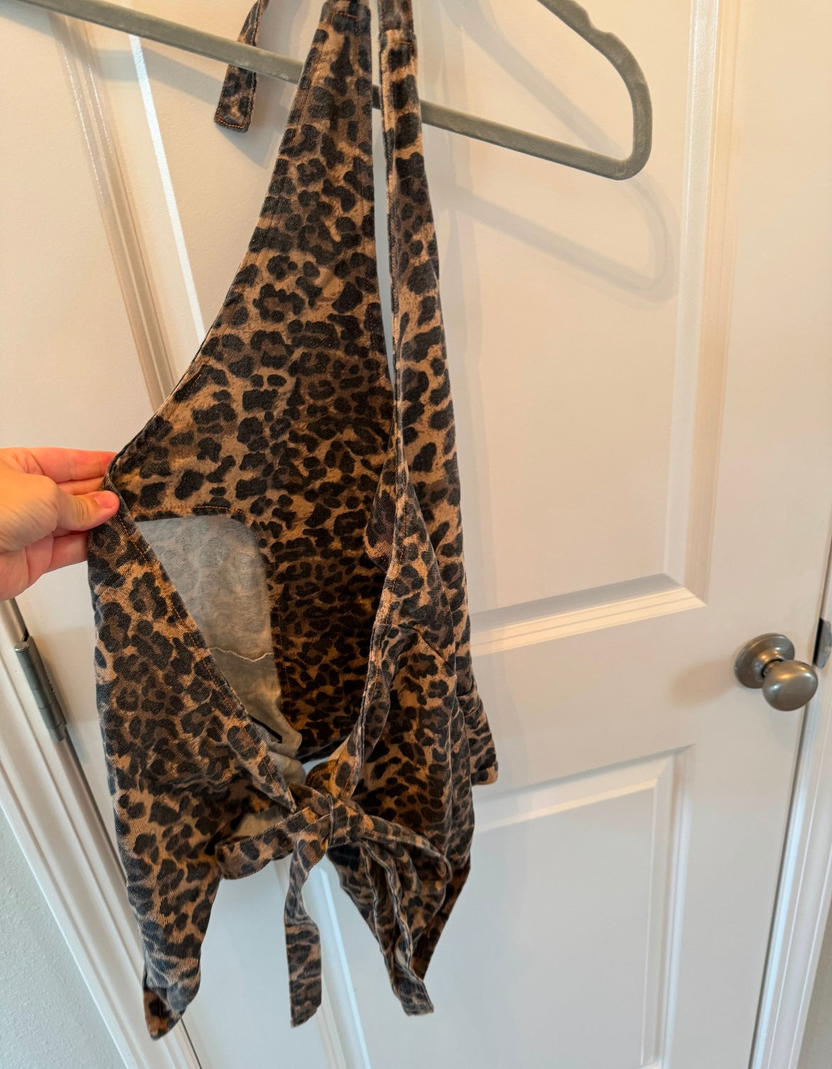 Lioness Leopard Open Back Halter Women’s Medium