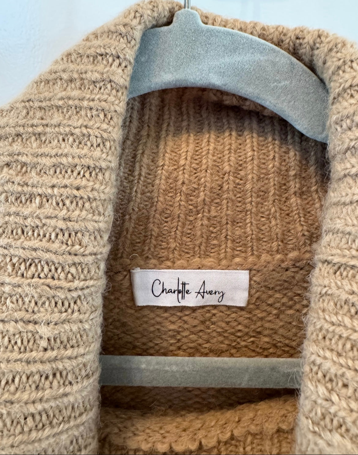 Charlotte Avery Wool Blend Sweater Women’s Small Tan