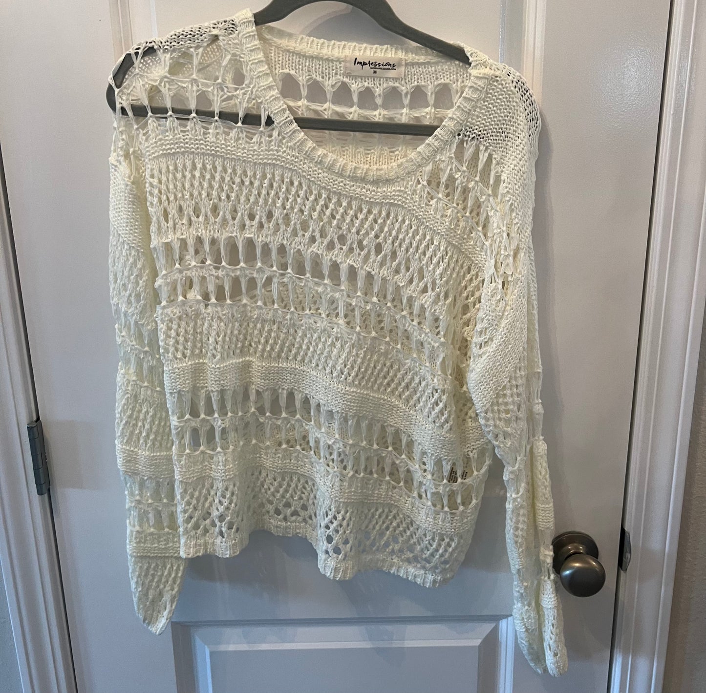 Loose Knit Crochet Sweater Women’s Size Medium White