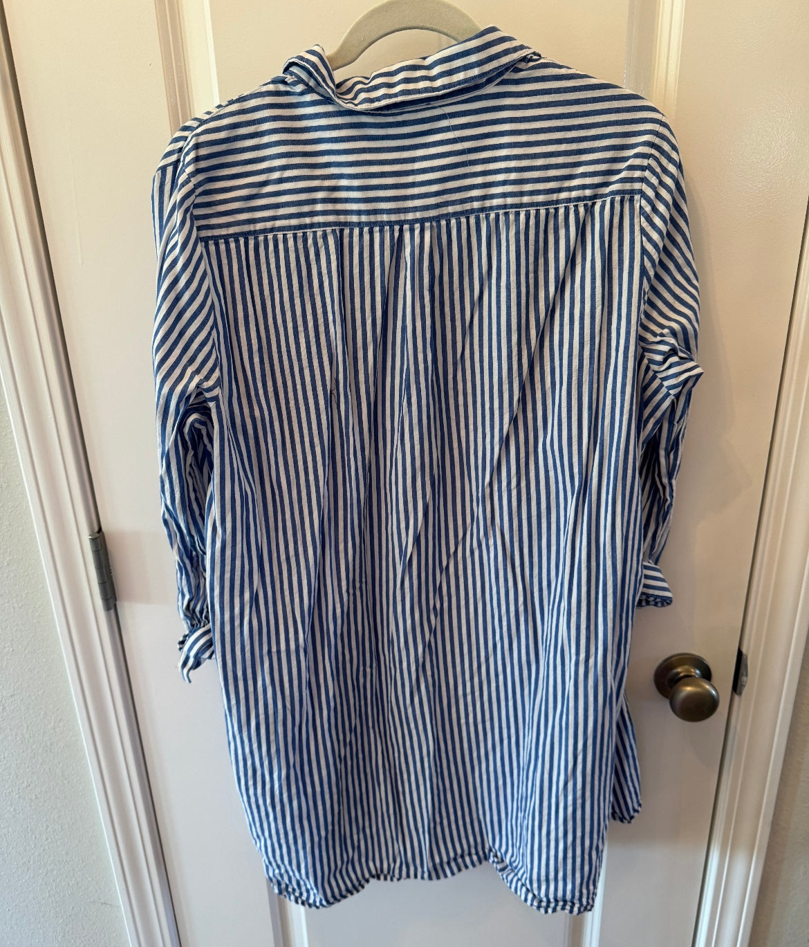 Button Front Stripe Shirt Women’s Size XL Blue White