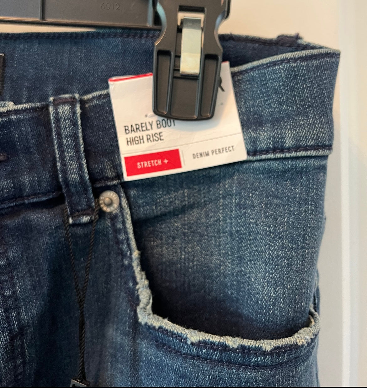 Levi’s Barely Boot High Rise Jeans Women’s Size 8 Reg