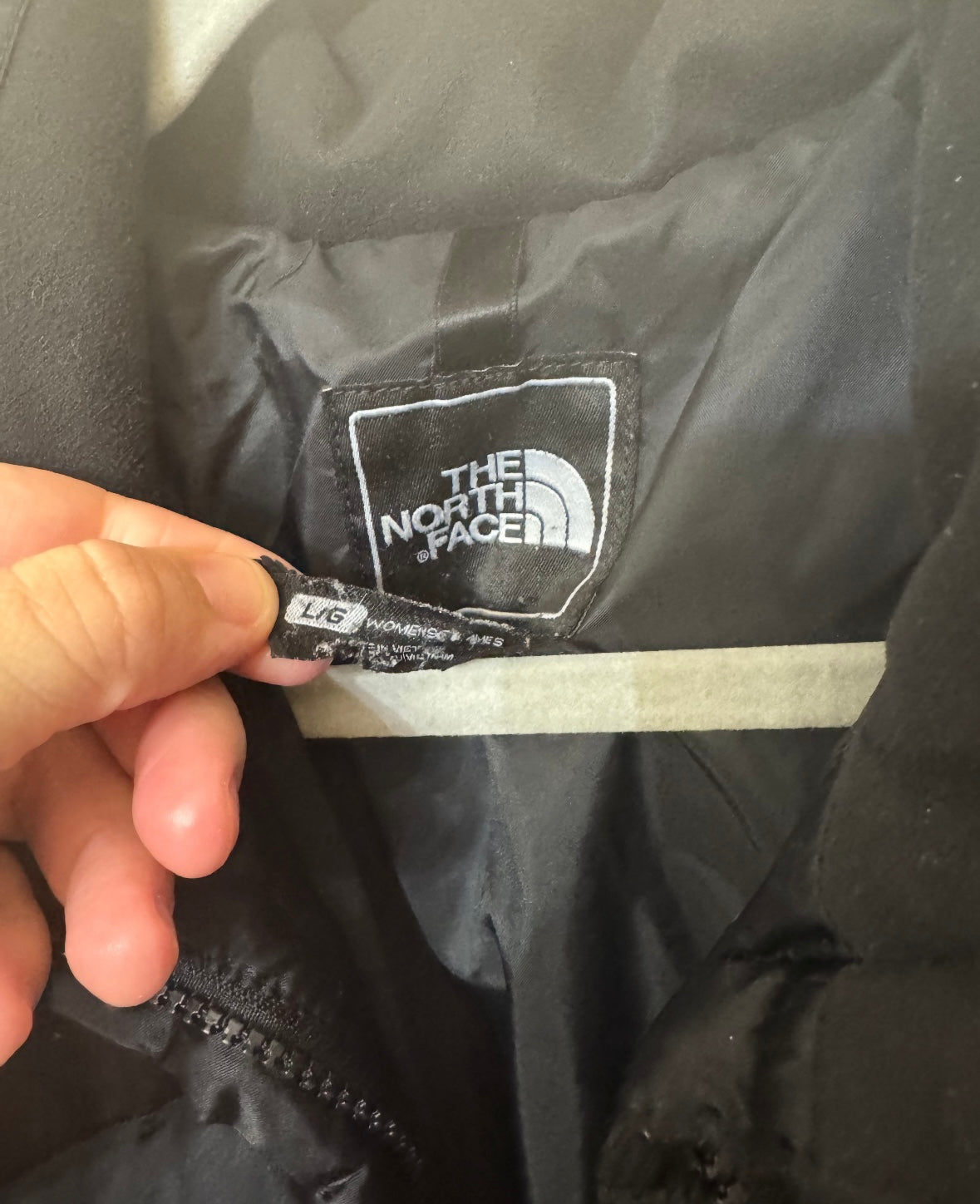 The North Face 550 Down Puffer Jacket Women’s Large Black