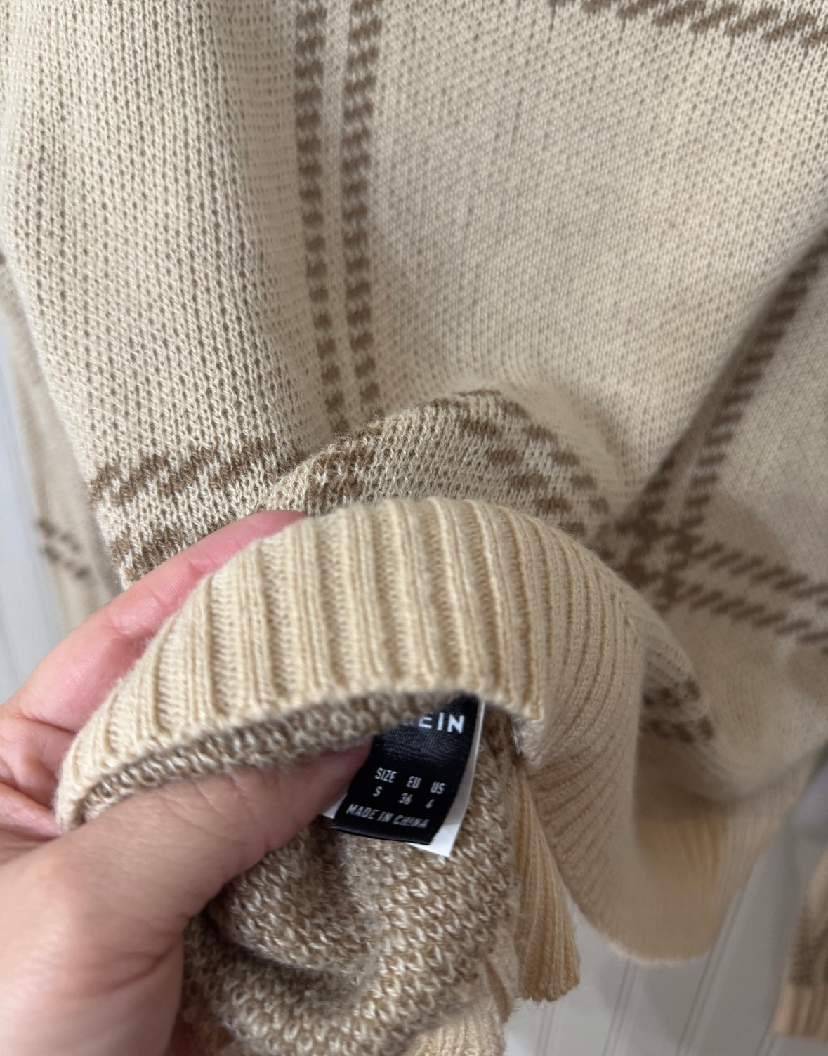 Plaid Sweater Women’s Small Cream