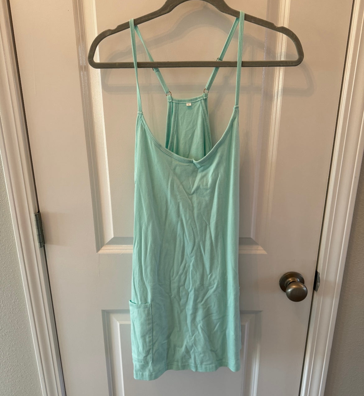 Active Dress w Built In Shorts Women’s Size Small Mint