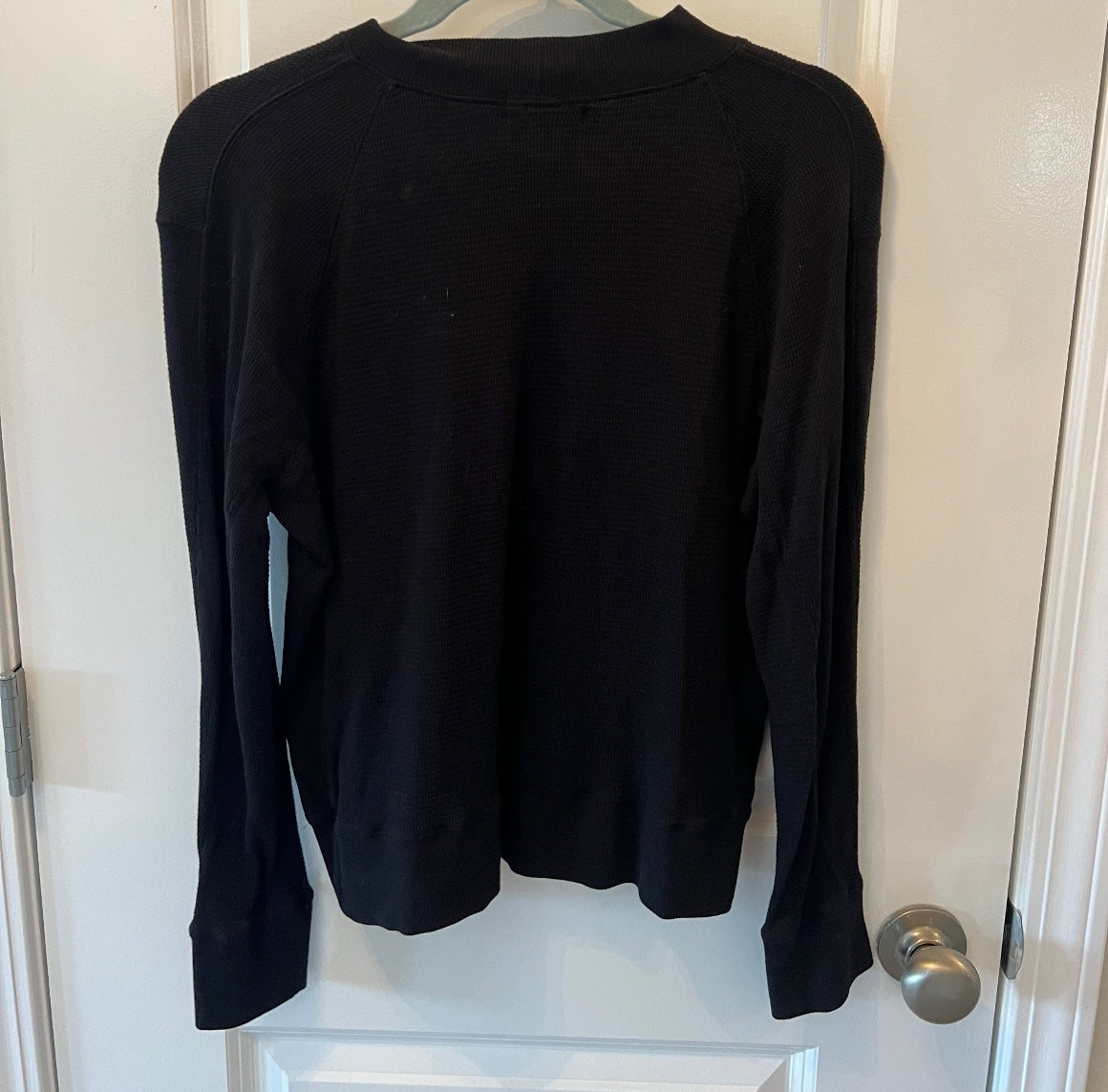 Longsleeve Crewneck Thermal Women’s Size Small Black