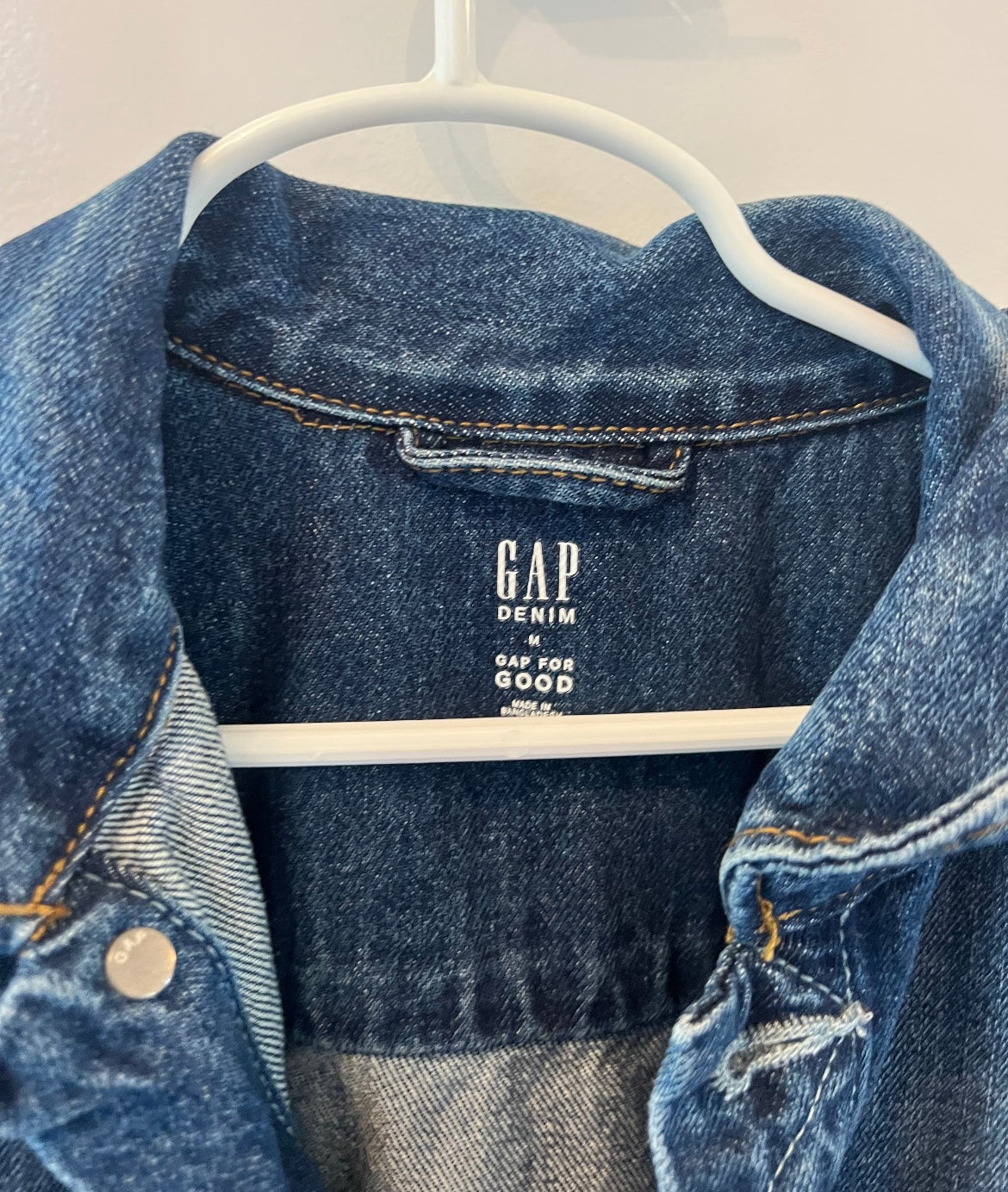 Gap Kids Jean Jacket Youth Size Medium