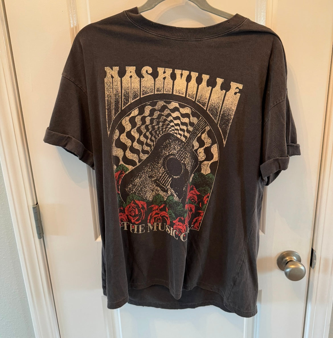 Nashville Graphic Tee Women’s Medium Charcoal Gray