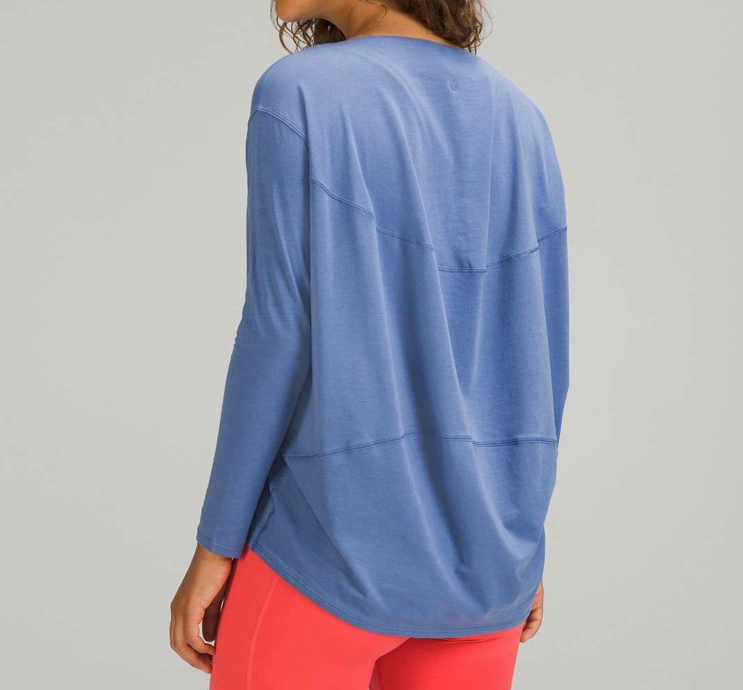 Lululemon Back in Action Long Sleeve Shirt Women’s Size 6 Water Drop