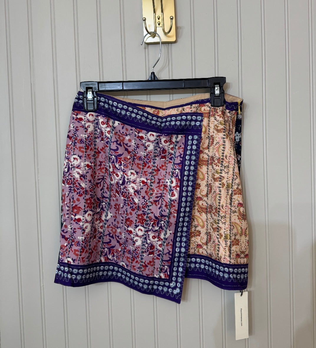 Commense Asymmetric Floral Printed Mini Skirt Women’s Medium NWT