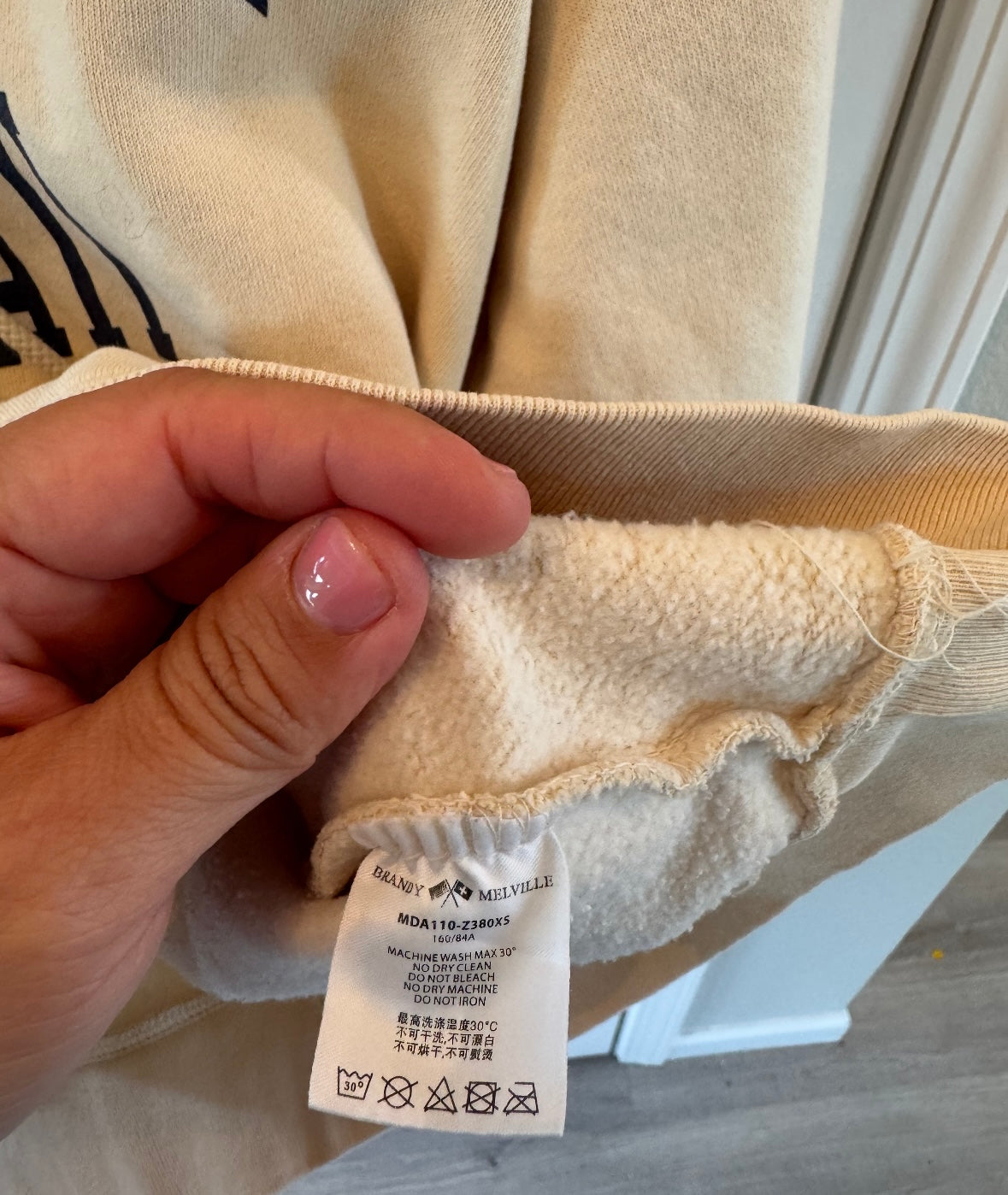 Brandy Melville North Shore Hawaii Hoodie Women’s One Size