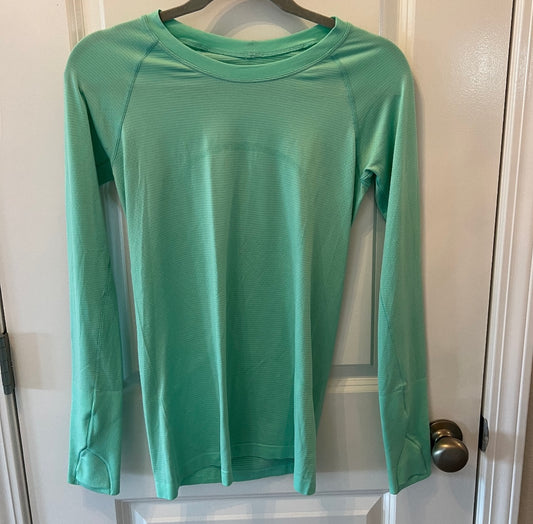 Lululemon Long Sleeve Crewneck Active Shirt Women’s Size 6 Mint
