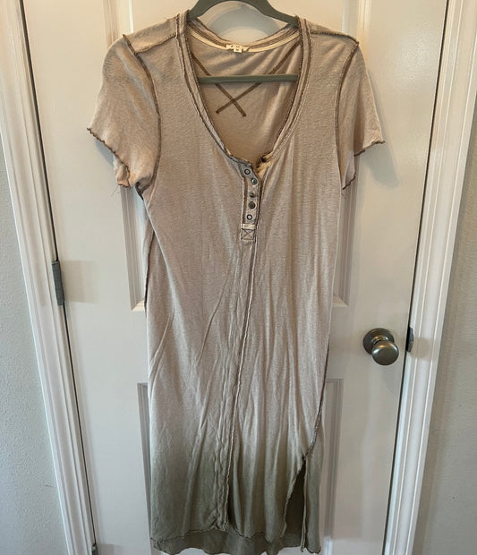 POL Lightweight Knit TShirt Dress Women’s Size Small Mocha