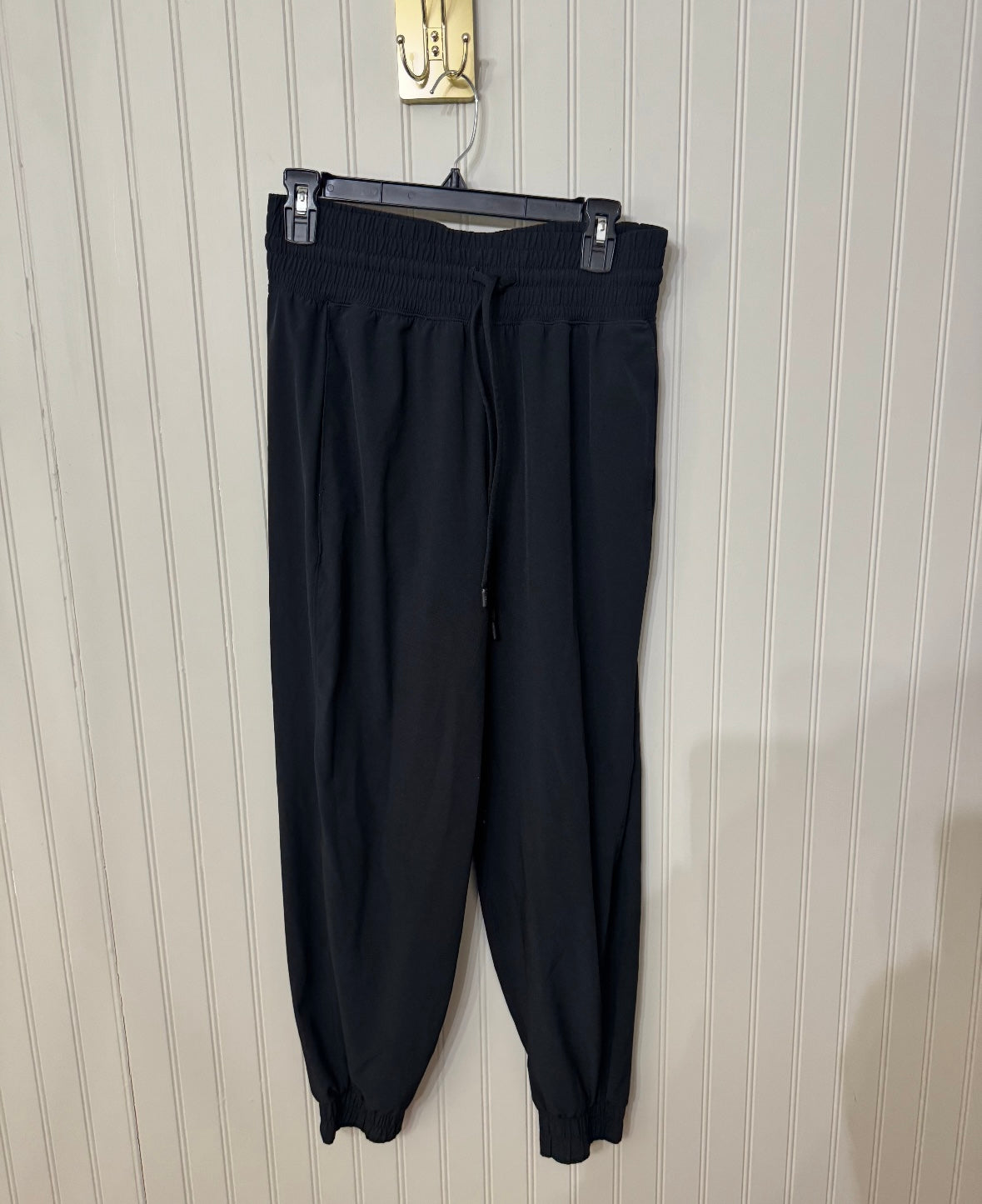 Abercrombie & Fitch Joggers Women’s Medium Black