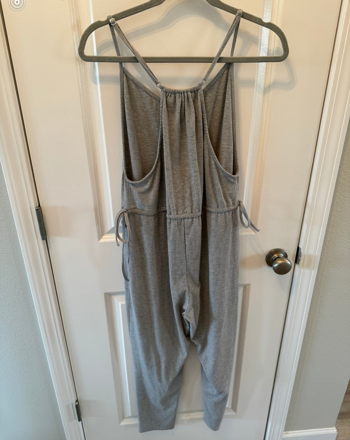 Ribbed Knit Drawstring Jumpsuit Women’s Size Small Heather Gray