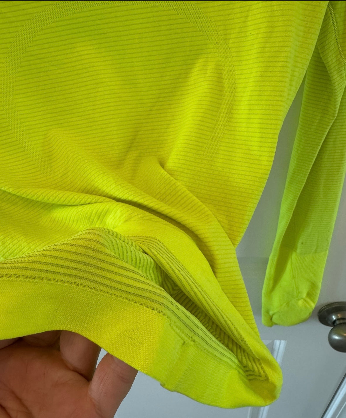 Lululemon Active Top Women’s Size 4 Neon Lime
