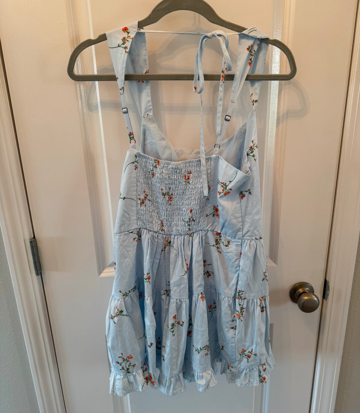 Wild Fable Floral Romper Women’s Medium Blue