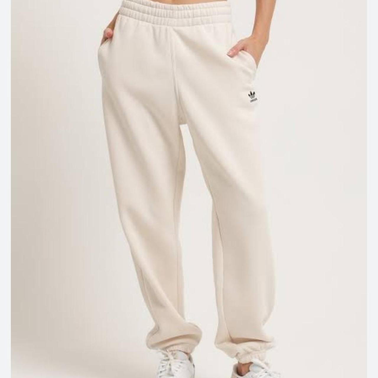 Adidas Essentials Joggers Women’s Medium