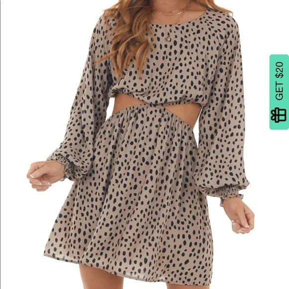 Leopard Print Long Sleeve Mini Dress w Side Cutouts Women’s Size Medium