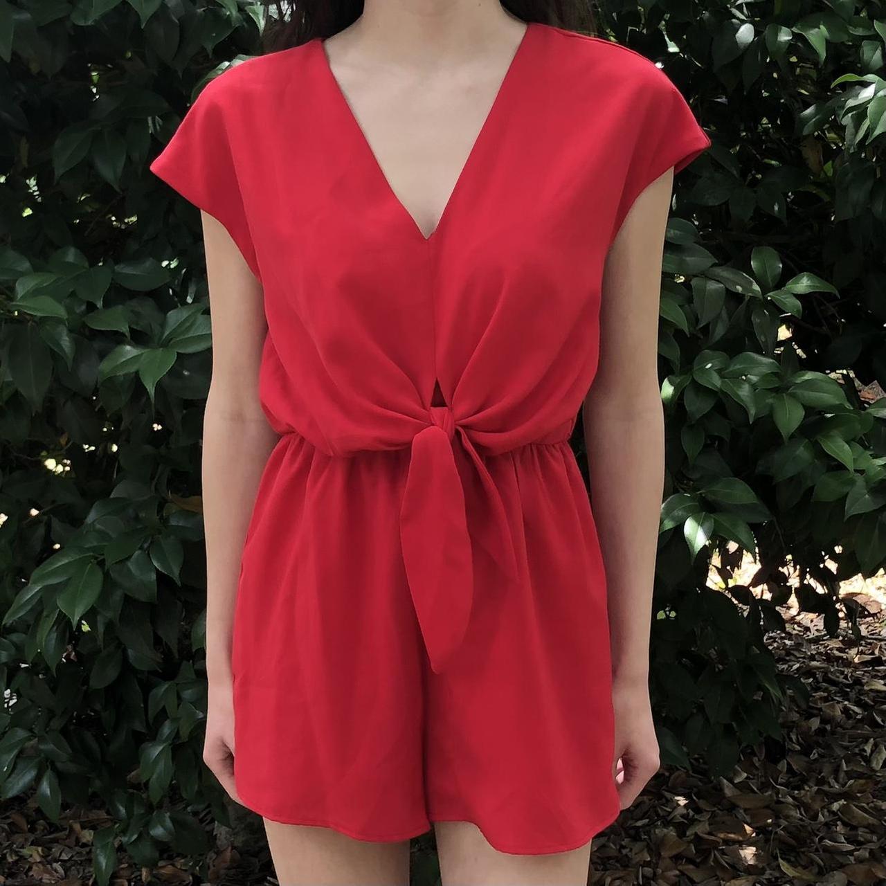 She + Sky Knot Front Romper Women’s Size Medium Red