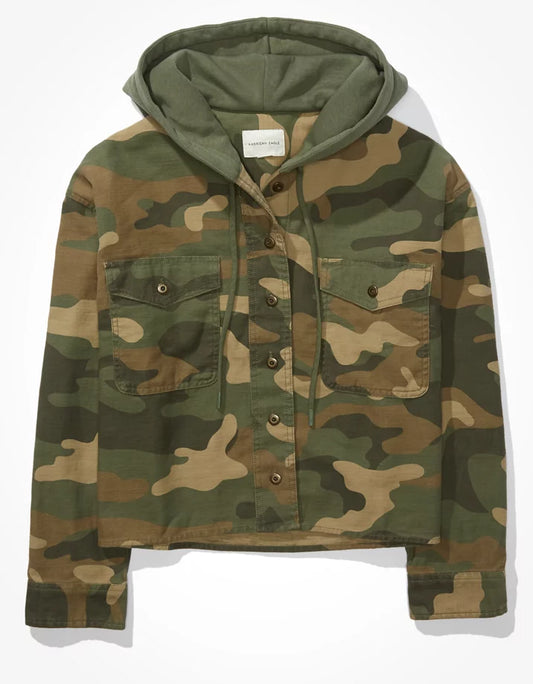 American Eagle Cropped Camo Shirt Jacket Women’s Small