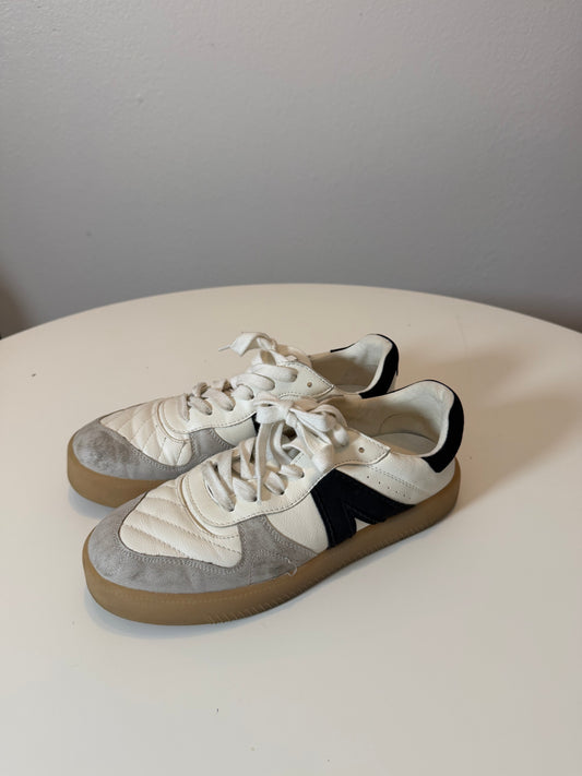 Women’s Mia Brand Shoes Size 7.5