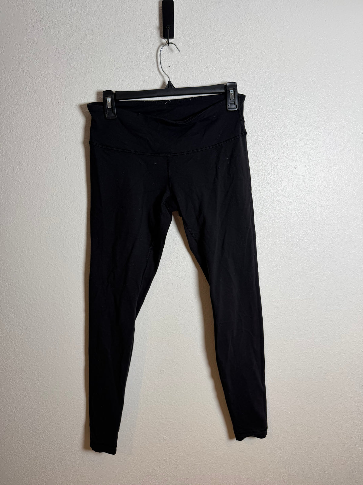 Lululemon Women’s Black Leggings Size 8