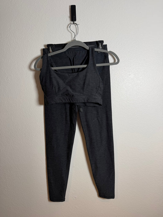 Women’s athletic set size medium