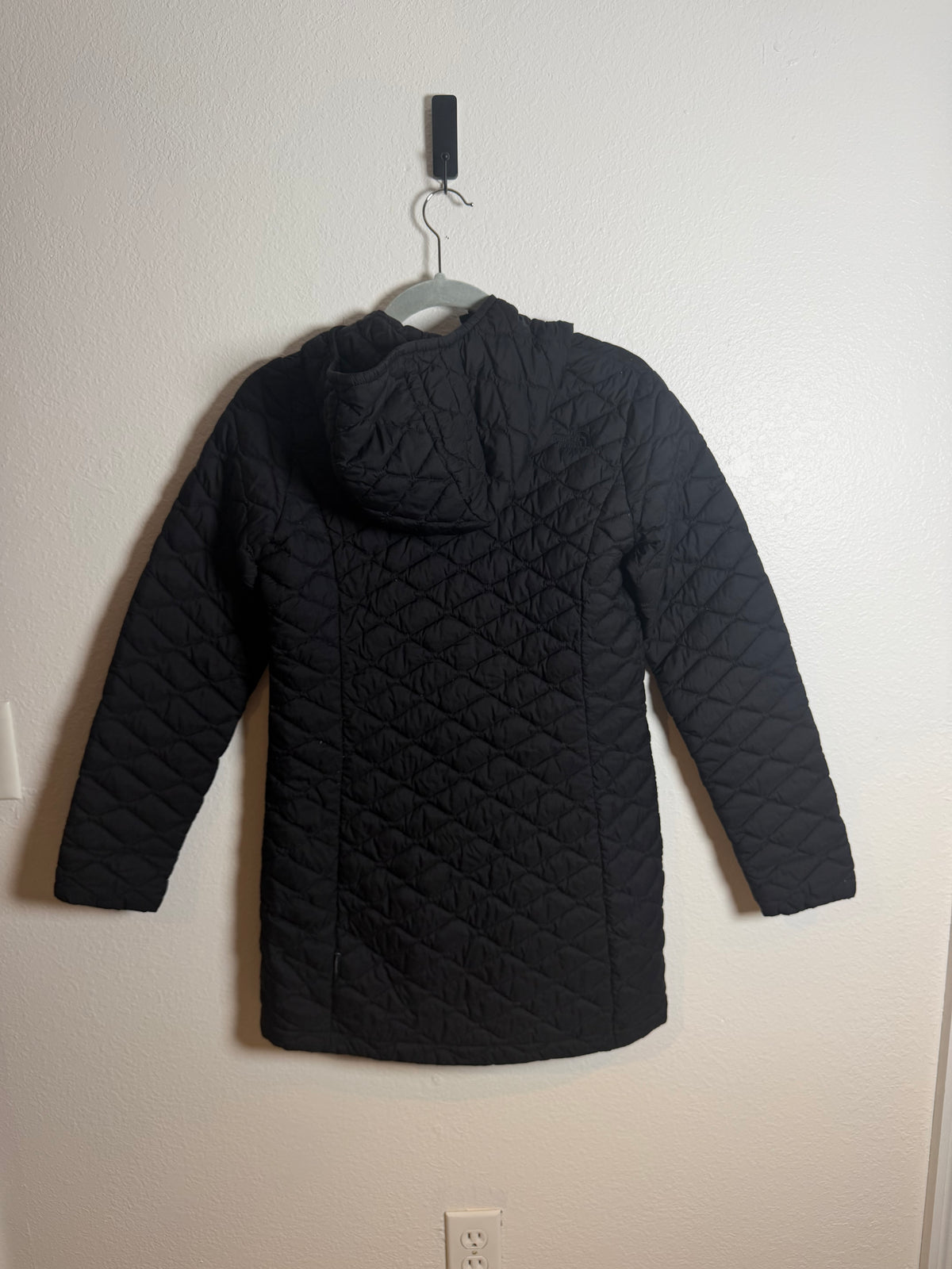 Women’s Black North Face Size Small
