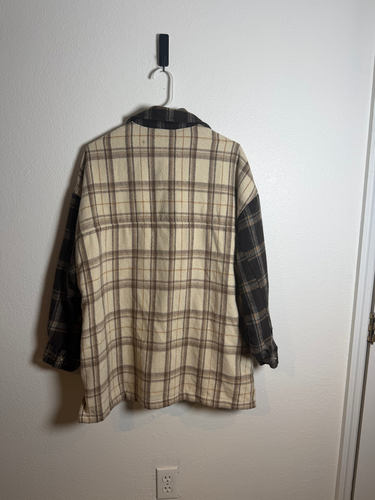 Princess Polly Flannel Jacket Size Medium/ Large